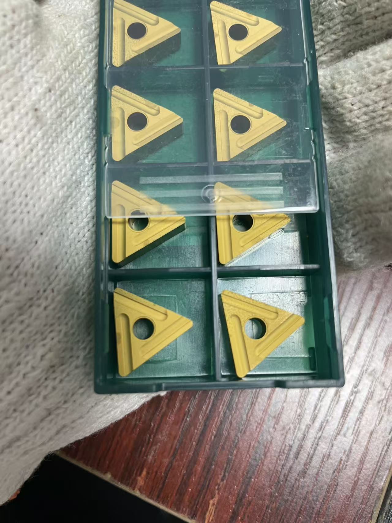TNMG160404R